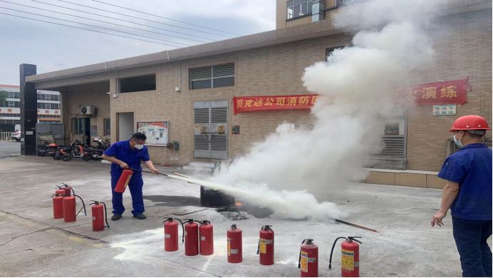 2025年消防应急演练培训简报